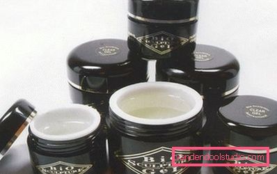 biogel v čiernych nádobách biogel v čiernych nádobách