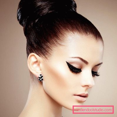 Do-it-yourself účesy Tvorba večerných účesov vlastnými rukami - top 8 styling na večer