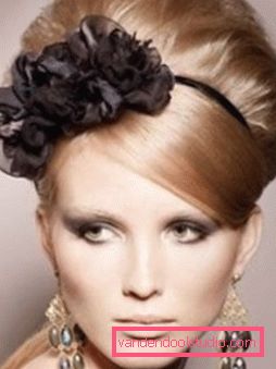 Do-it-yourself účesy Tvorba večerných účesov vlastnými rukami - top 8 styling na večer