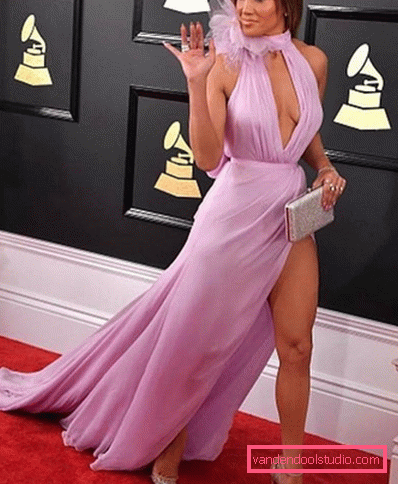Krásne šaty Jennifer Lopez